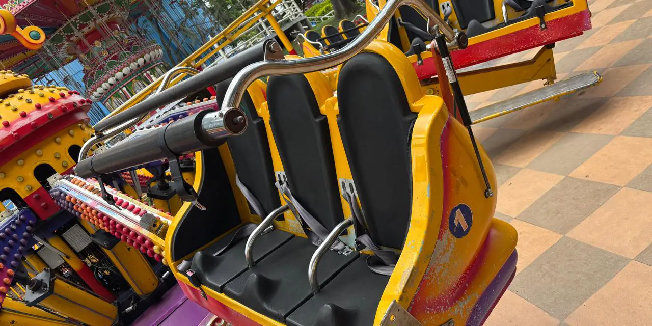 Enhancing Safety and Efficiency: The Role of Gas Springs in Amusement Park Rides